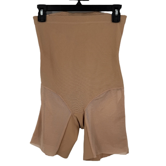 HoneyLove SuperPower Short Runway HLSW05 tan Medium M - Picture 1 of 4